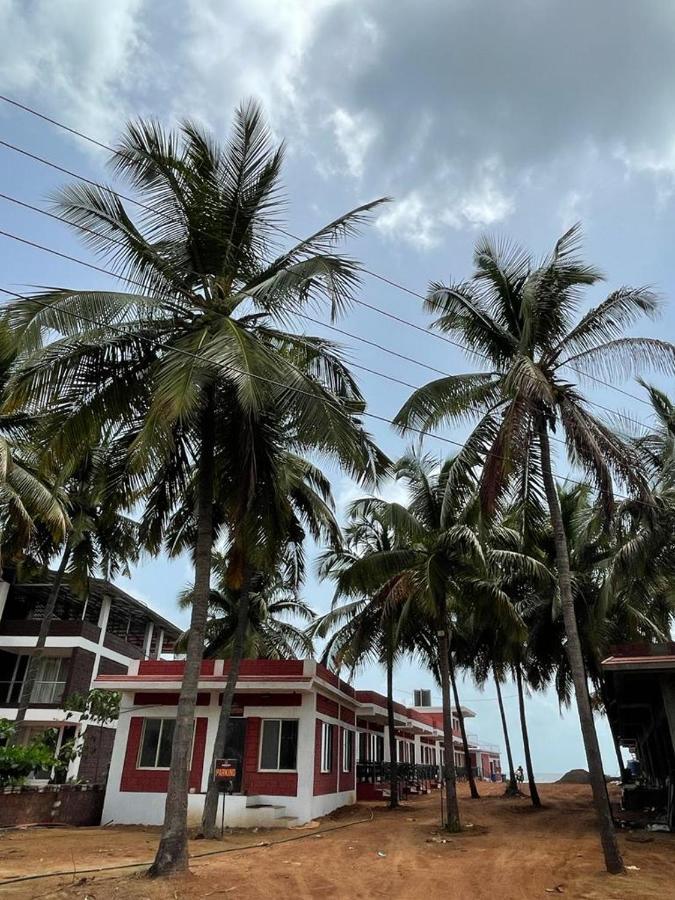 Sandcastle Beach Resort Dapoli Exterior photo